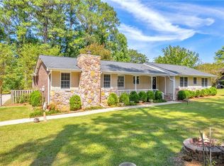 710 Mundys Mill Rd, Jonesboro, GA 30238