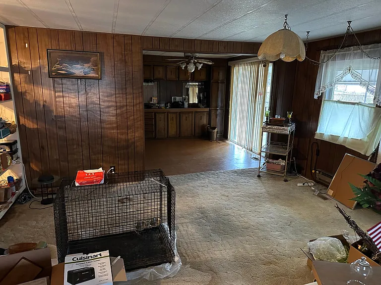 10 Shellie St #10 — Photo 9