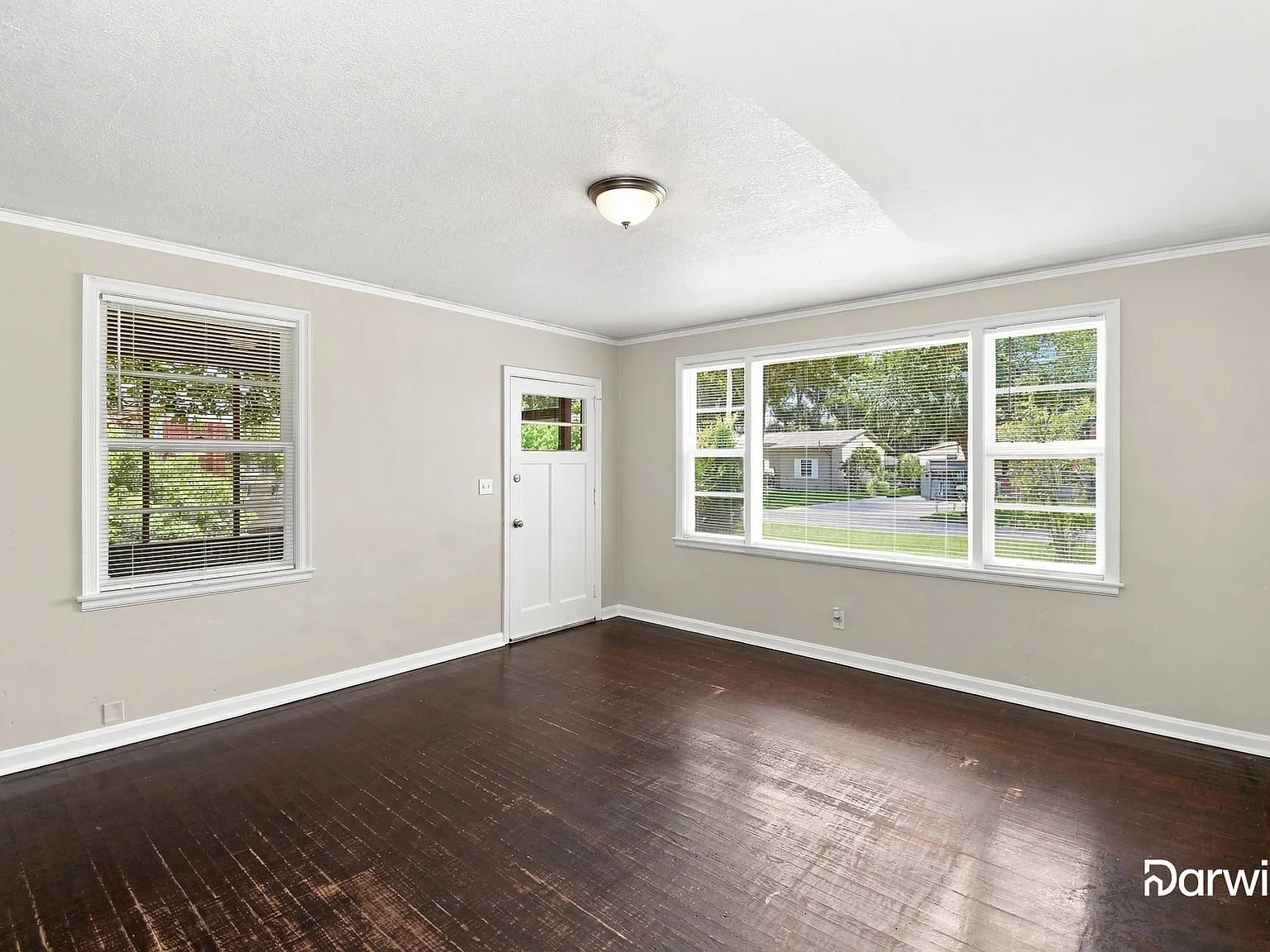 3 bed, 1.0 bath, 1428 sqft, $1,595 — Photo 4