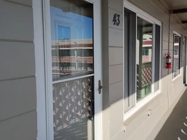 2073 Denmark St APT 43, Clearwater, FL 33763