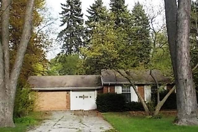 2nd image of 205 E Circle Ave