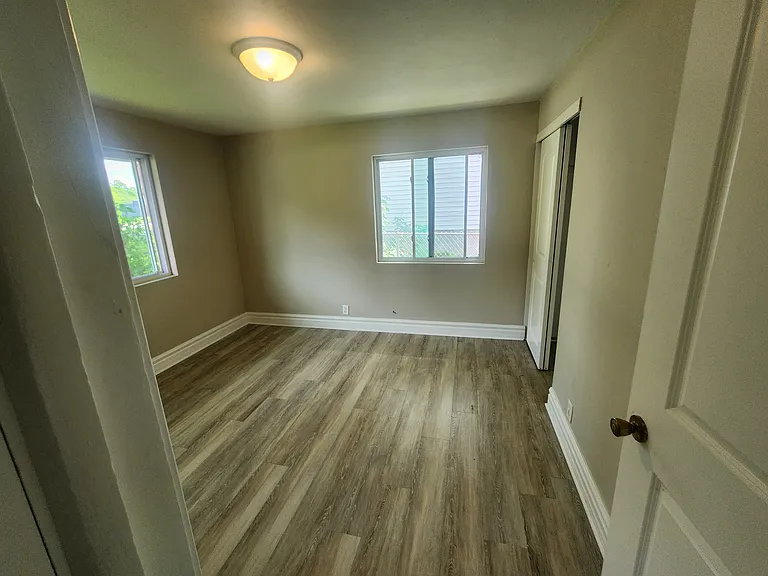 6568 Central Ave NE — Photo 13