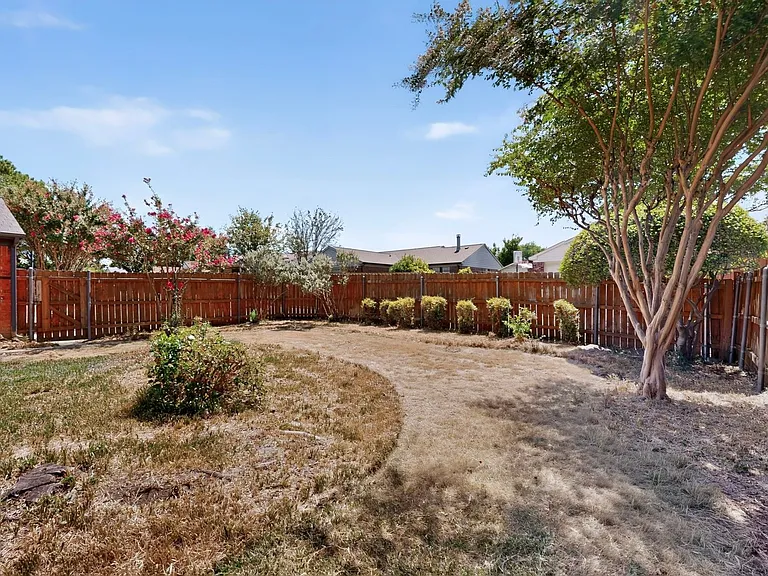 215 Aspenway Dr — Photo 44