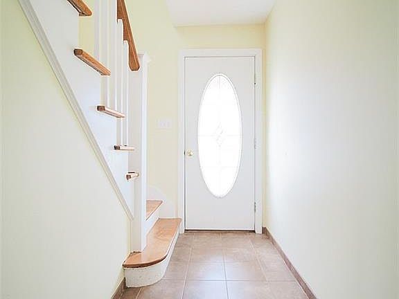 4th image of 1 Cocheco Ave #1