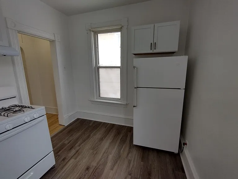 2013-2015 John Ave — Photo 34