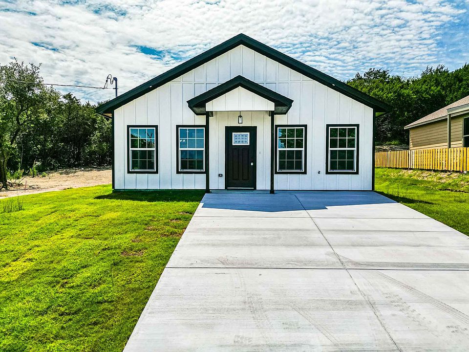 1st image of 4315 Mountain Hollow Dr
