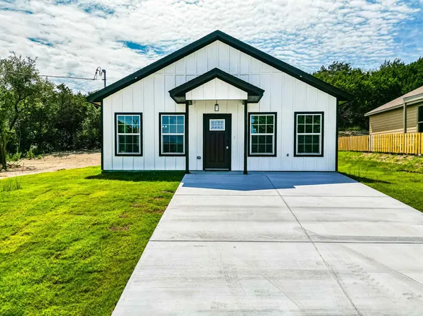 4315 Mountain Hollow Dr, Granbury, TX 76048