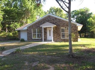202 Jarrell St, Picayune, MS 39466