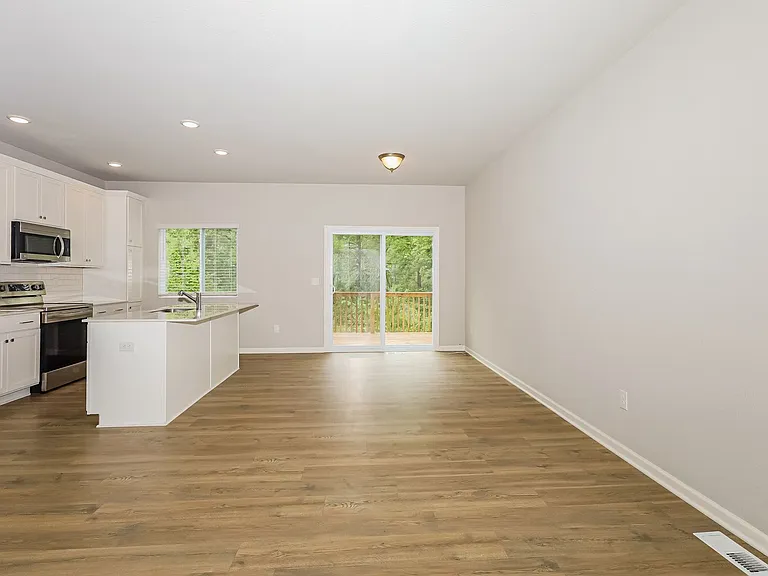 1301 Trailview Ct — Photo 7