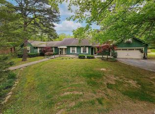 2525 Edgewood Ln, Carbondale, IL 62901