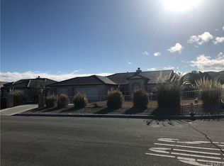 8621 Bolero Dr, Yucca Valley, CA 92284