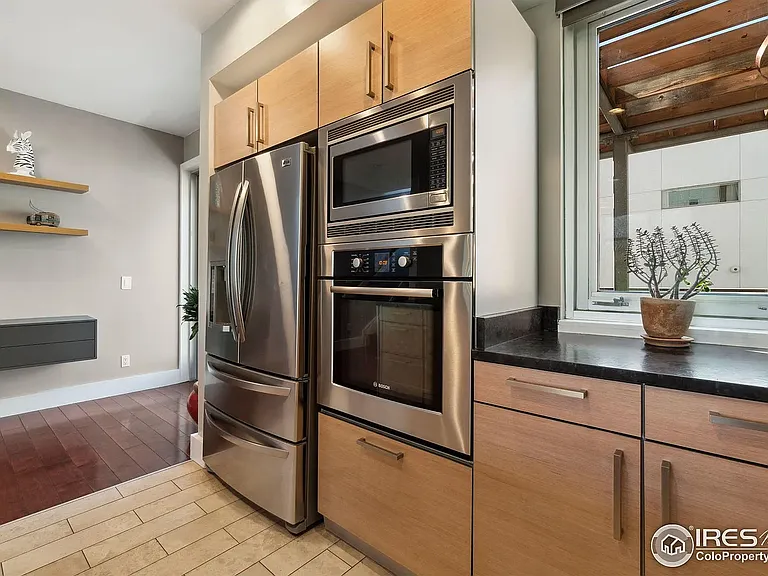 2770 W 22nd Ave — Photo 22