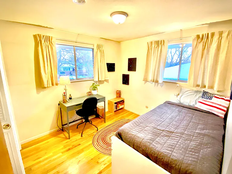 3rd bedroom / office (unit is for rent unfurnished).