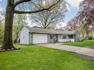 324 Arbor Ave, Wheaton, IL 60189