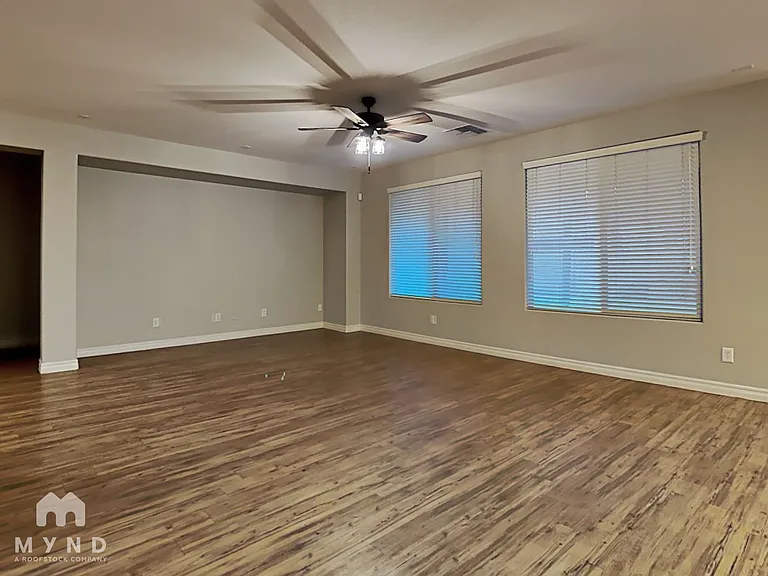 2458 E Anika Dr — Photo 10
