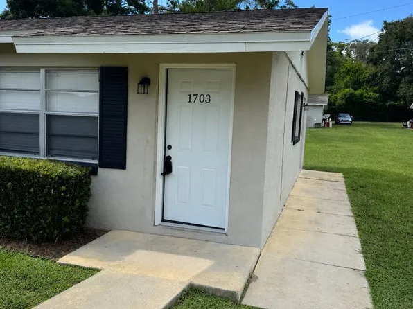 1703 NE 71st St, Ocala, FL 34479