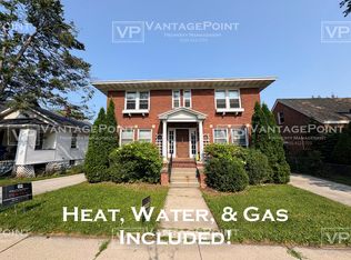 408 S Van Buren St #3, Green Bay, WI 54301
