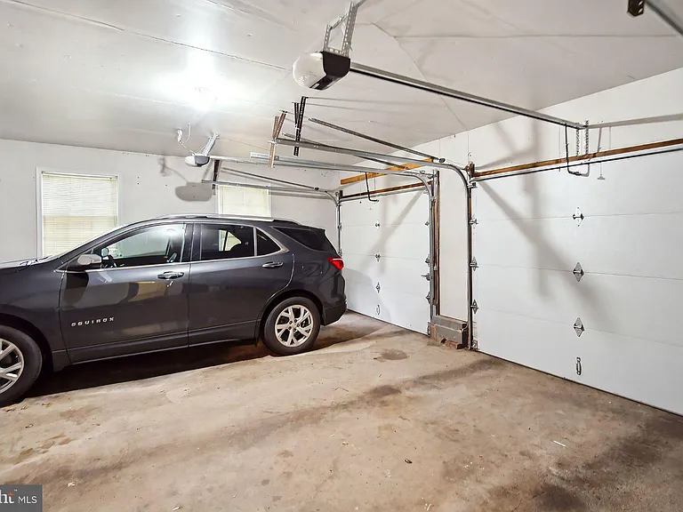 7 Hathaway Dr — Photo 28