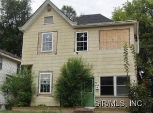 904 Washington Ave, Alton, IL 62002