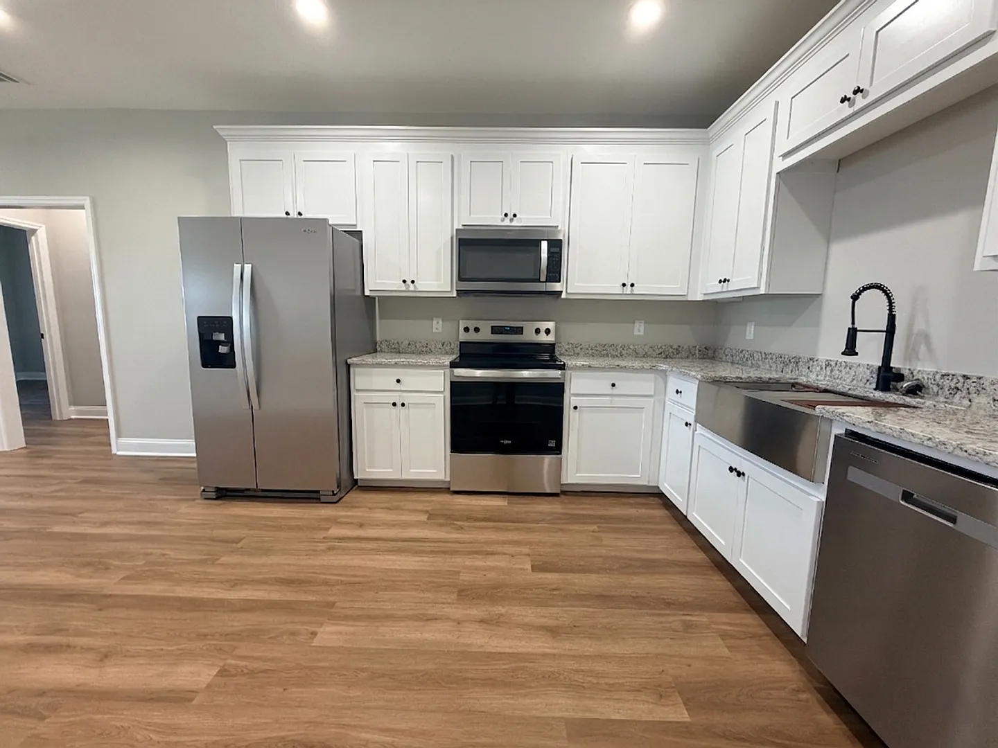 Luxury Modern Farmhouse Living Brand New 2BR/2BA Units (HAP Accepted) — Photo 2