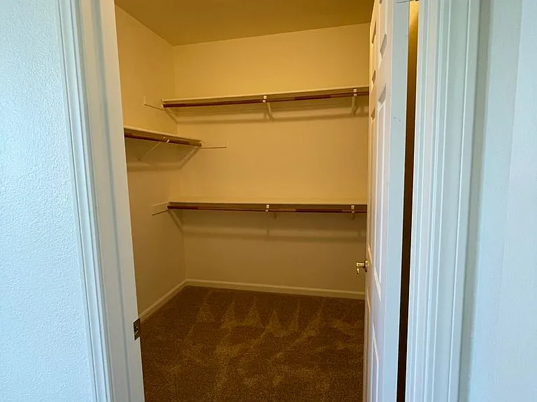 4719 Prospect Ave — Photo 22