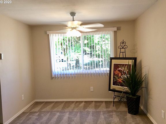 5th image of 706 NE 118th Ave