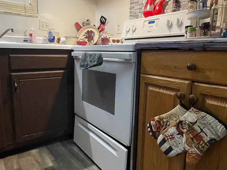 1225 Carriage Cir #104 — Photo 19