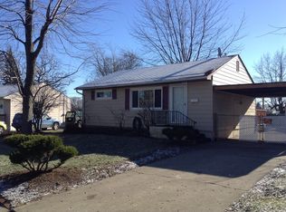 2625 Illini Rd, Waukegan, IL 60087