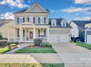 18916 Cypress Garden Dr, Davidson, NC 28036