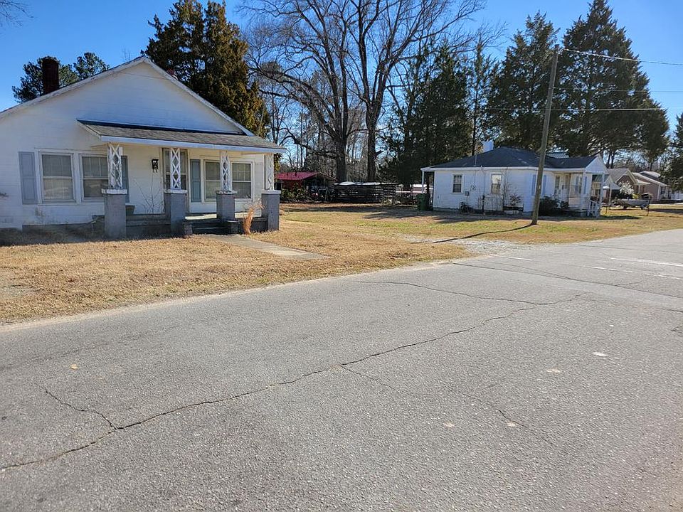 1st image of 906 & 908 Virginia Ave
