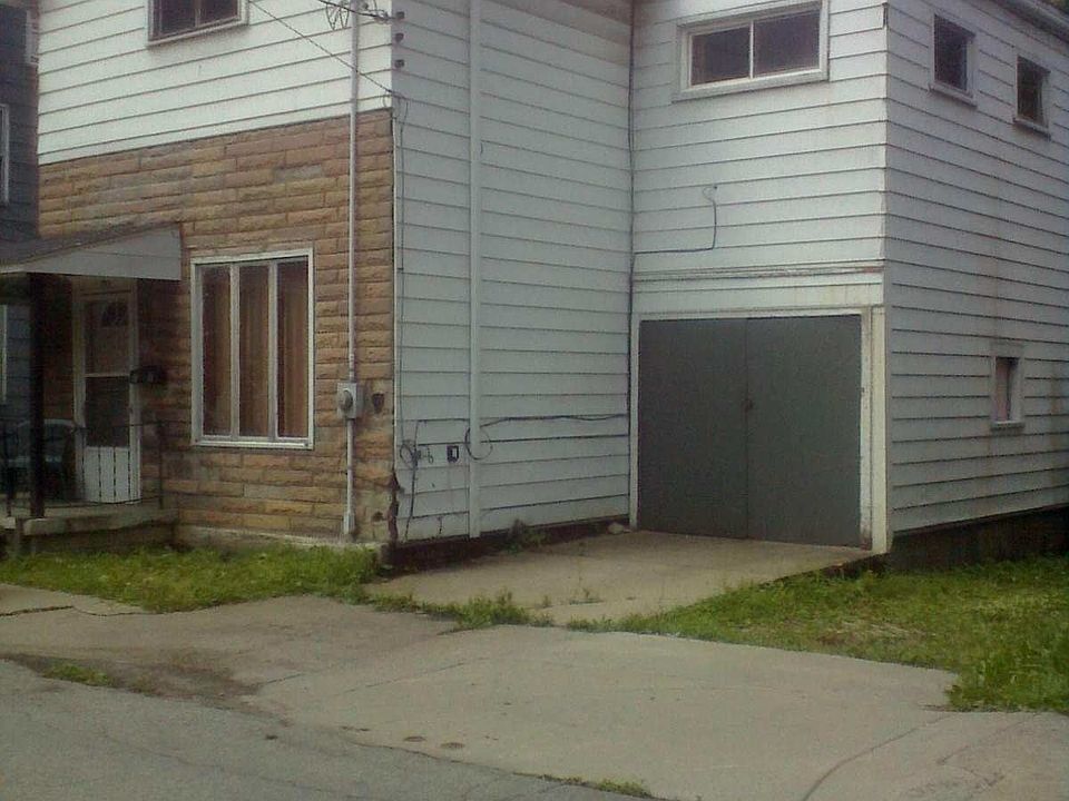 2nd image of 79 5th Ave