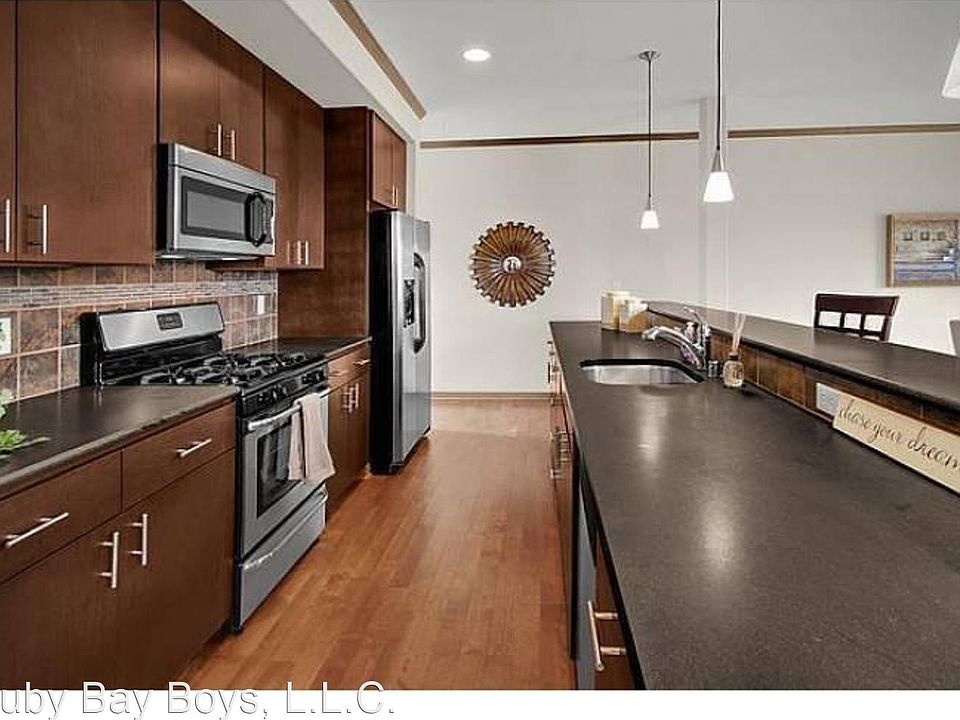 1st image of 1060 Blaine Ave NE Unit A