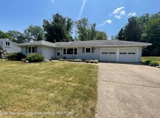 2371 Kewanee Way, Okemos, MI 48864