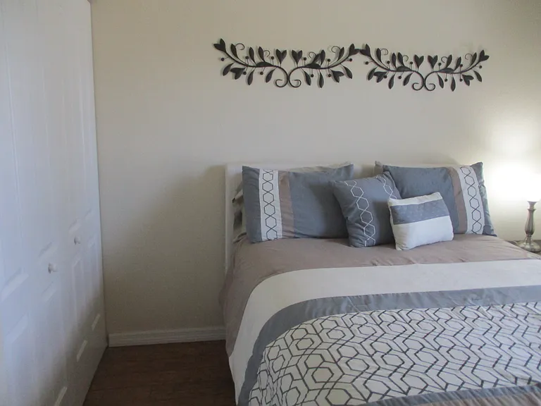 471 Insull Ct — Photo 19