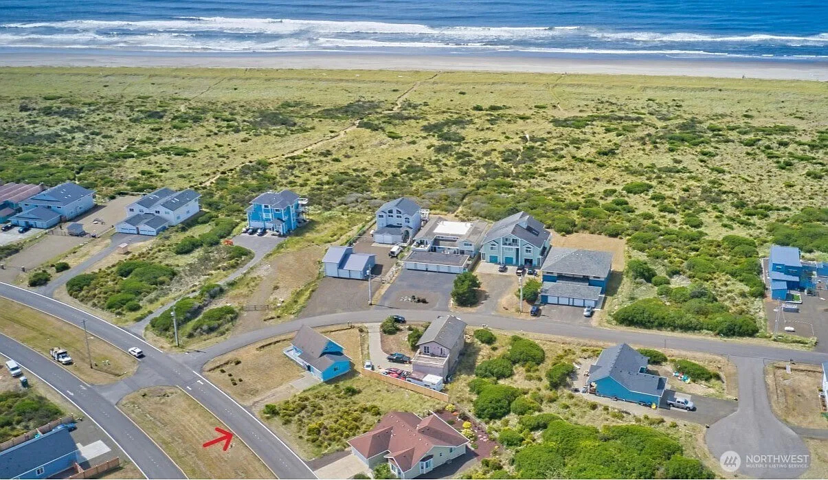 1037 Ocean Shores Boulevard SW photo 1