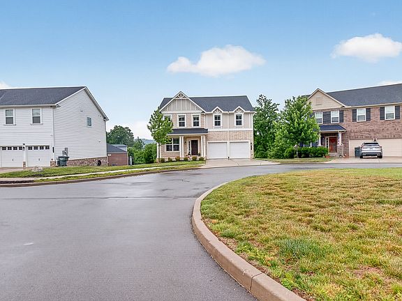 4th image of 1608 Alayna Dr