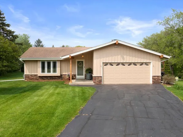 W280S3507 Chukar LANE, Waukesha, WI 53189