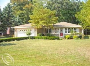 37240 Herman St, Romulus, MI 48174