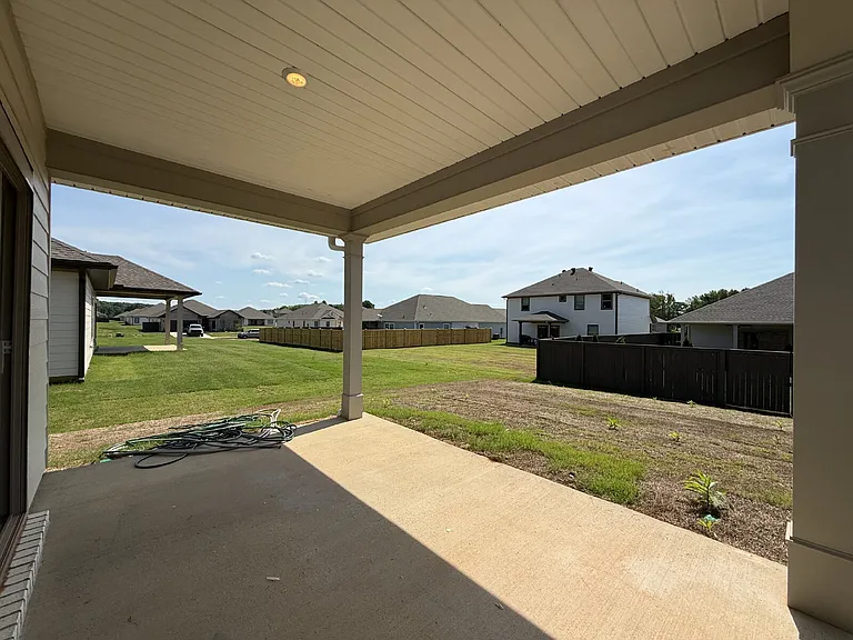 204 Cobbdale Park Dr — Photo 26