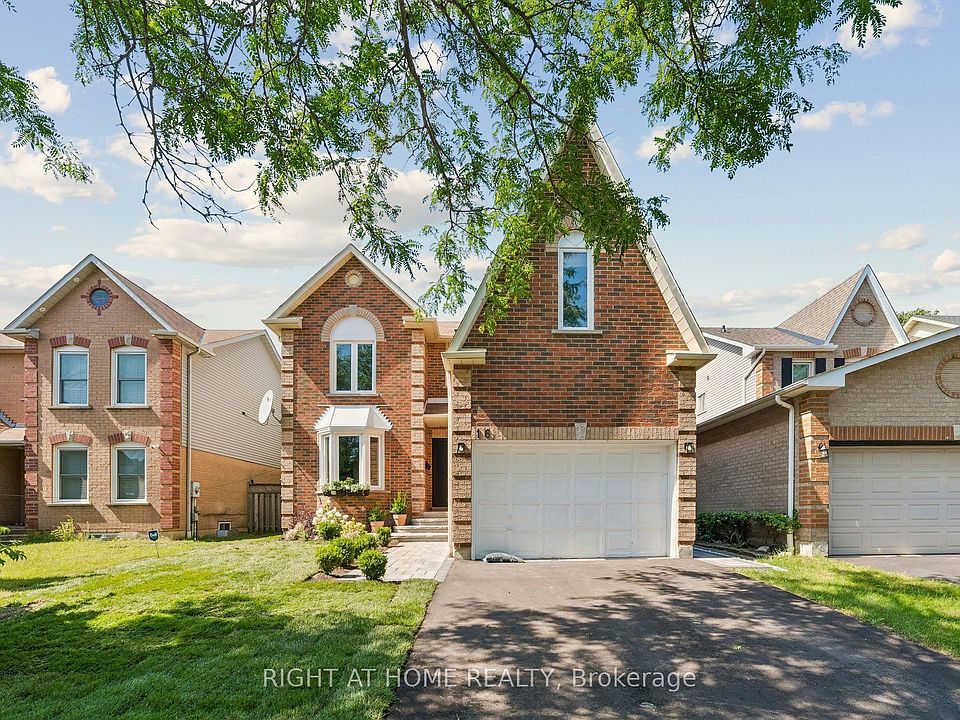 1st image of 16 Ian Fleming Cres