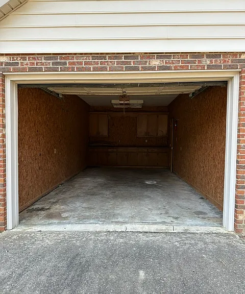 629 Shadywood Ln — Photo 21