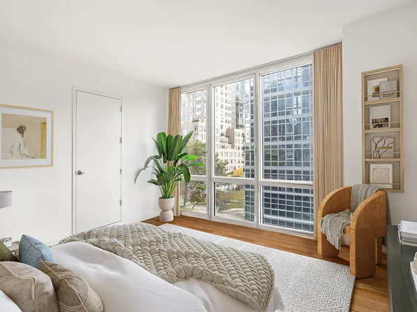 10 West End Avenue image 4 of 15