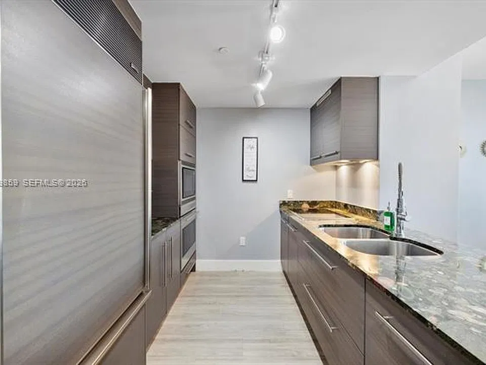 485 Brickell Ave #CU-4309