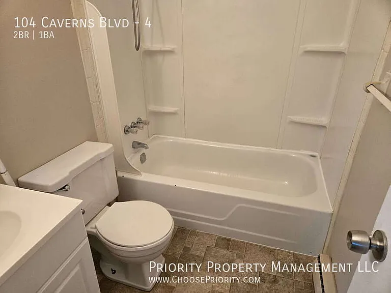 104 Caverns Blvd #4 — Photo 7