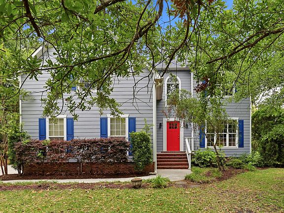 2nd image of 5102 Avine Court