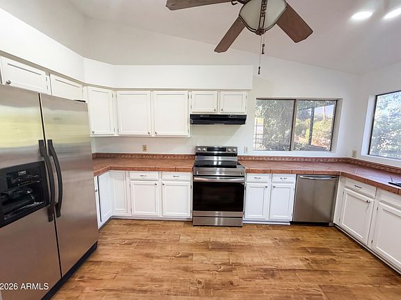 2nd image of 6764 W PIUTE Avenue