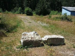 385 Meadowood Dr W, Seabeck, WA 98380