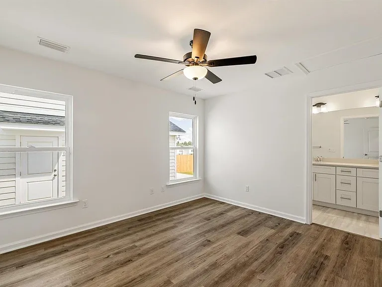 3712 Meadow Vista Ln — Photo 9