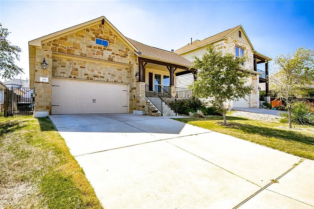 3 bed, 2.0 bath, 2160 sqft, $2,250 — Photo 4