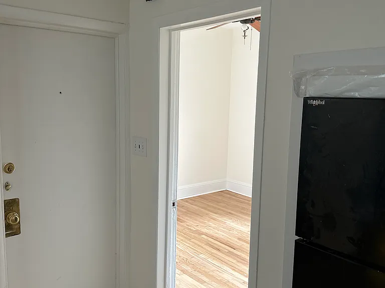 781 Park Ave #1 — Photo 11